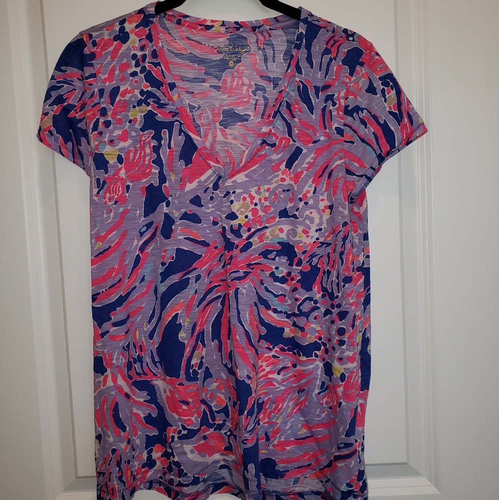 Lilly Pulitzer tshirt size small